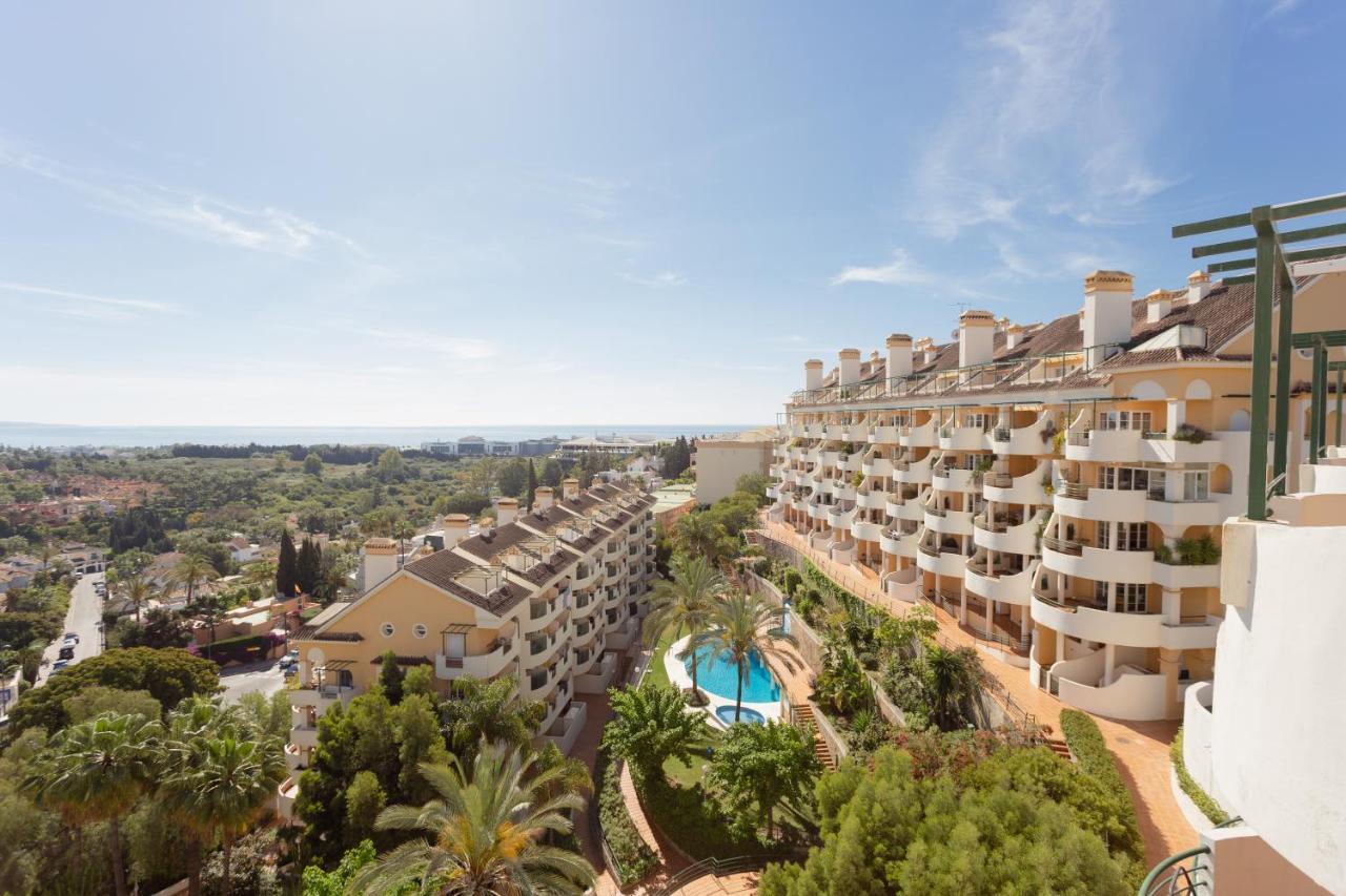 Senorio De Aloha Apartahotel Marbella Exterior photo